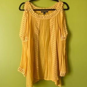 💛Cold sleeve top💛-Sz L